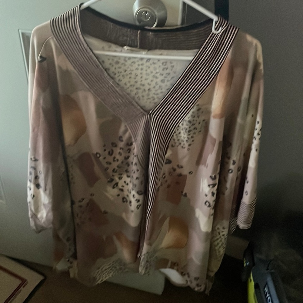 Cute boutique top animal print